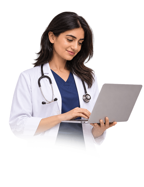 Doctor using SmrkoMed platform